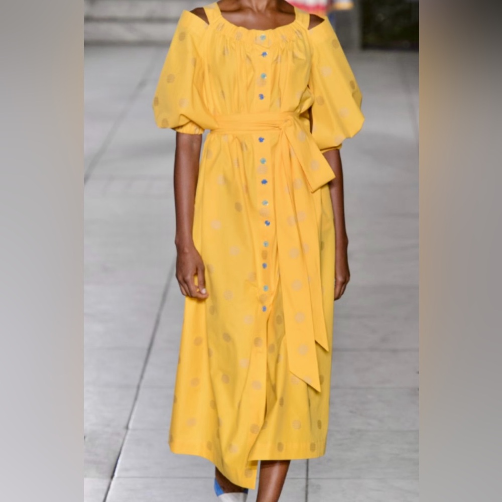 Gorgeous Carolina Herrera casual summer dress with subtle turquoise detail